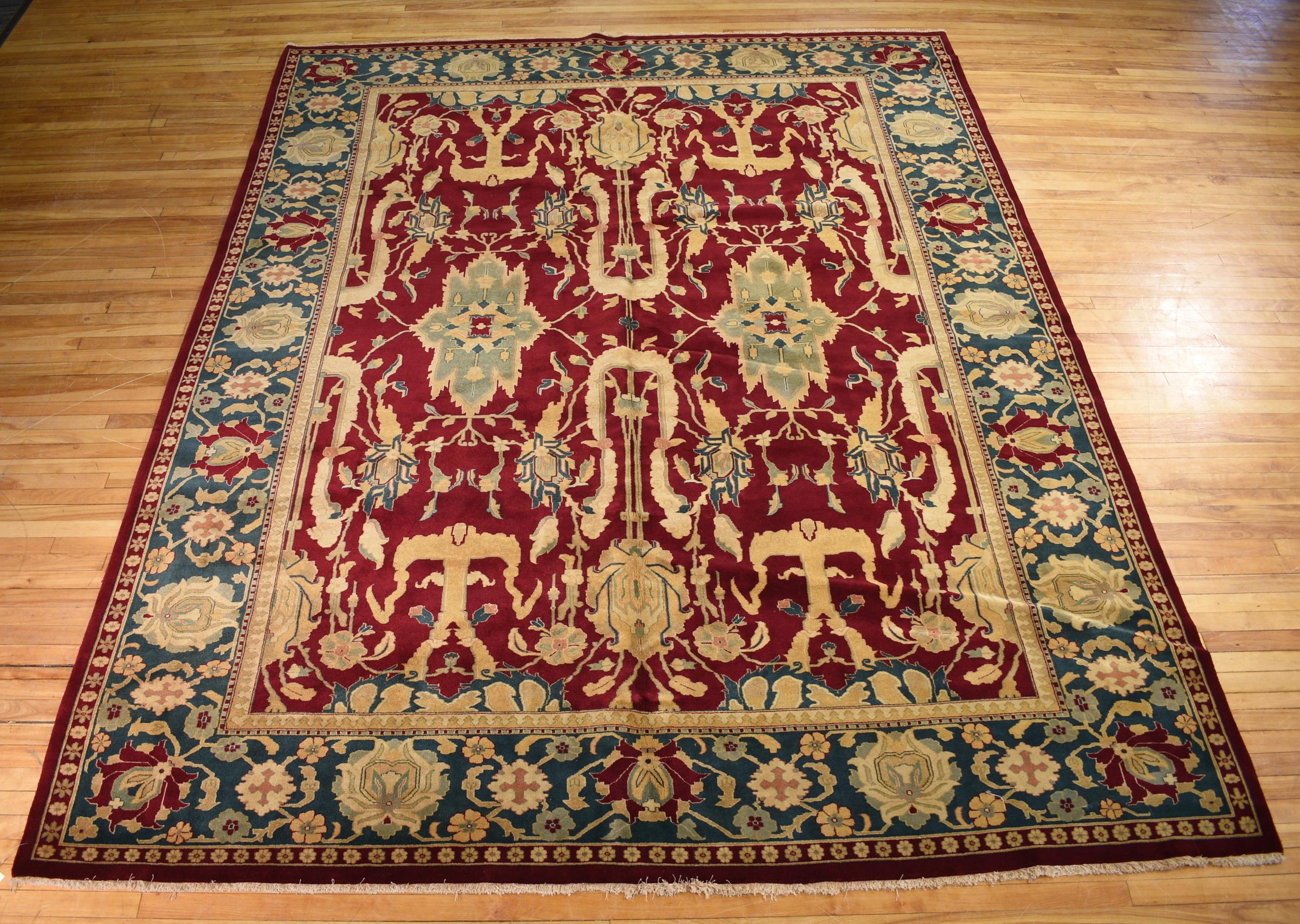 VINTAGE ORIENTAL ROOMSIZE RUG.