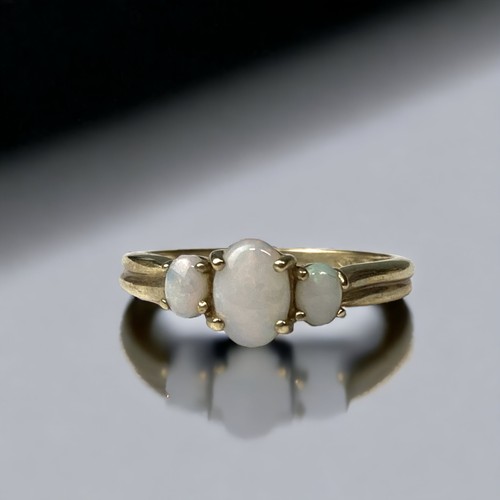 3 Stone Fire Opal 9ct Gold Ring Size