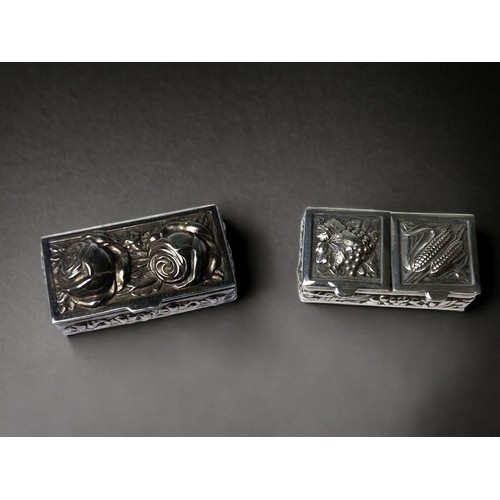925 silver snuff or pill boxes in a