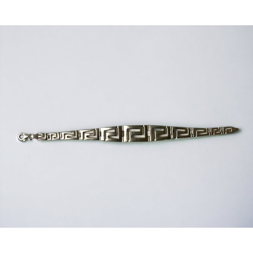 A STERLING SILVER 'GREEK KEY' LADIES