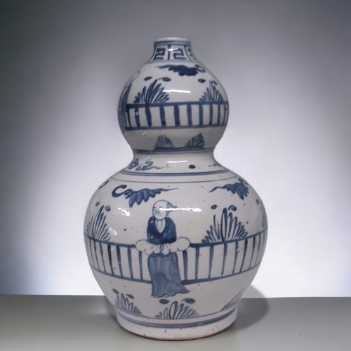 A LARGE CHINESE PORCELAIN DOUBLE 3b0730