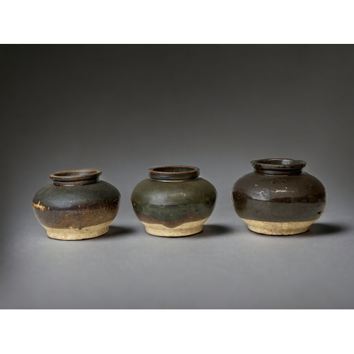 THREE CHINESE BROWN GLAZE POT.SONG