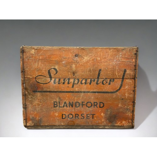 A VINTAGE SUNPARLOR WOODEN WINE
