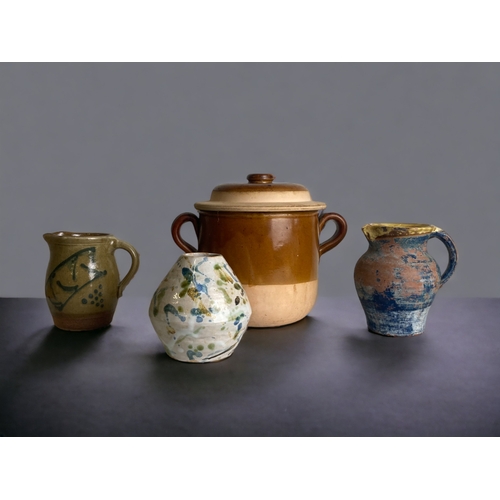 A COLLECTION OF EUROPEAN POTTERY  3b0940