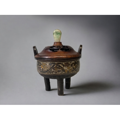 A CHINESE BRONZE CHAMPLEVE TRIPOD 3b0957