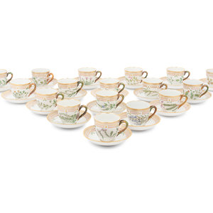 A Set of Twenty Six Royal Copenhagen 3b0c7a