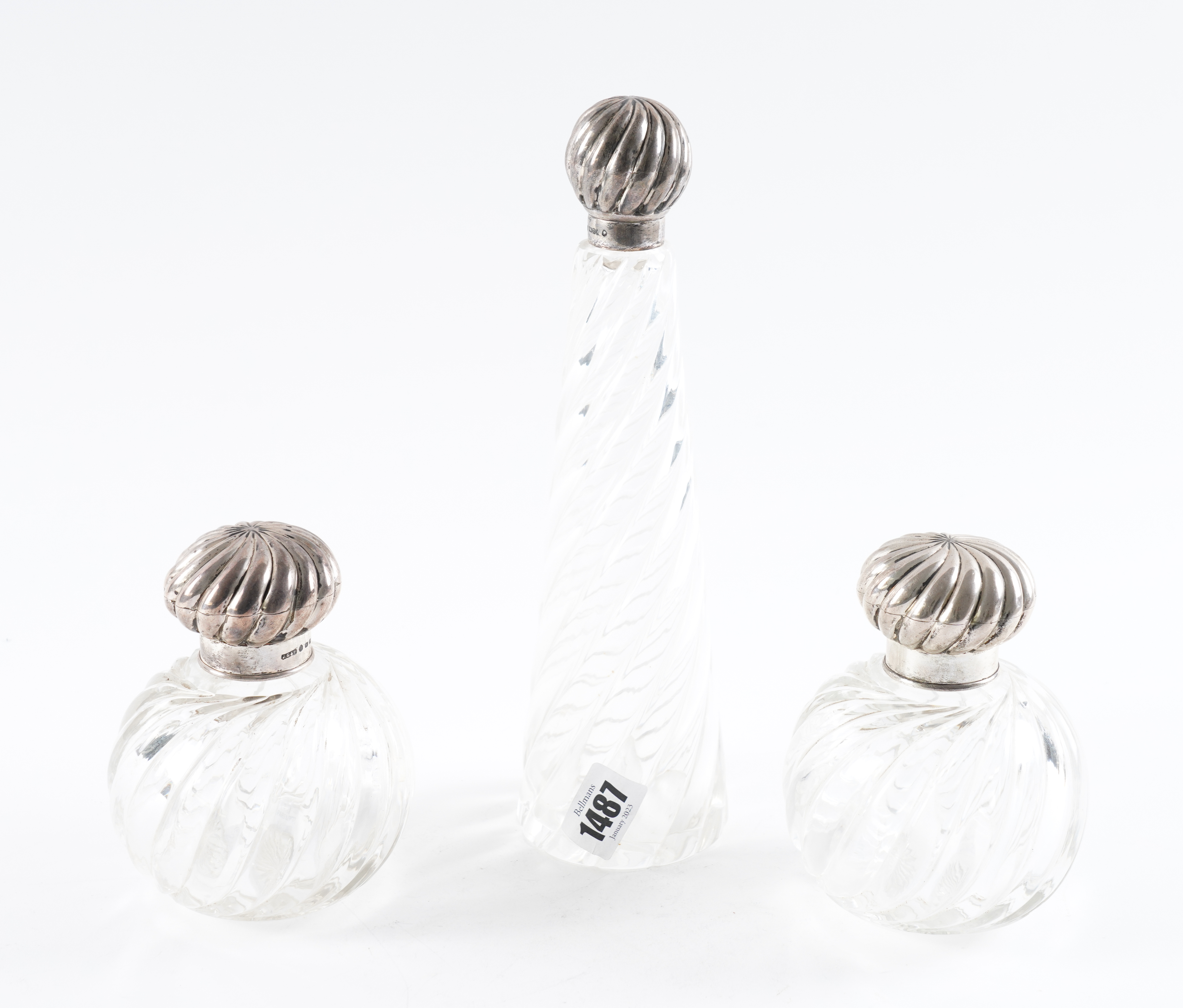 A SILVER TOPPED SCENT BOTTLE TOGETHER 3ae635