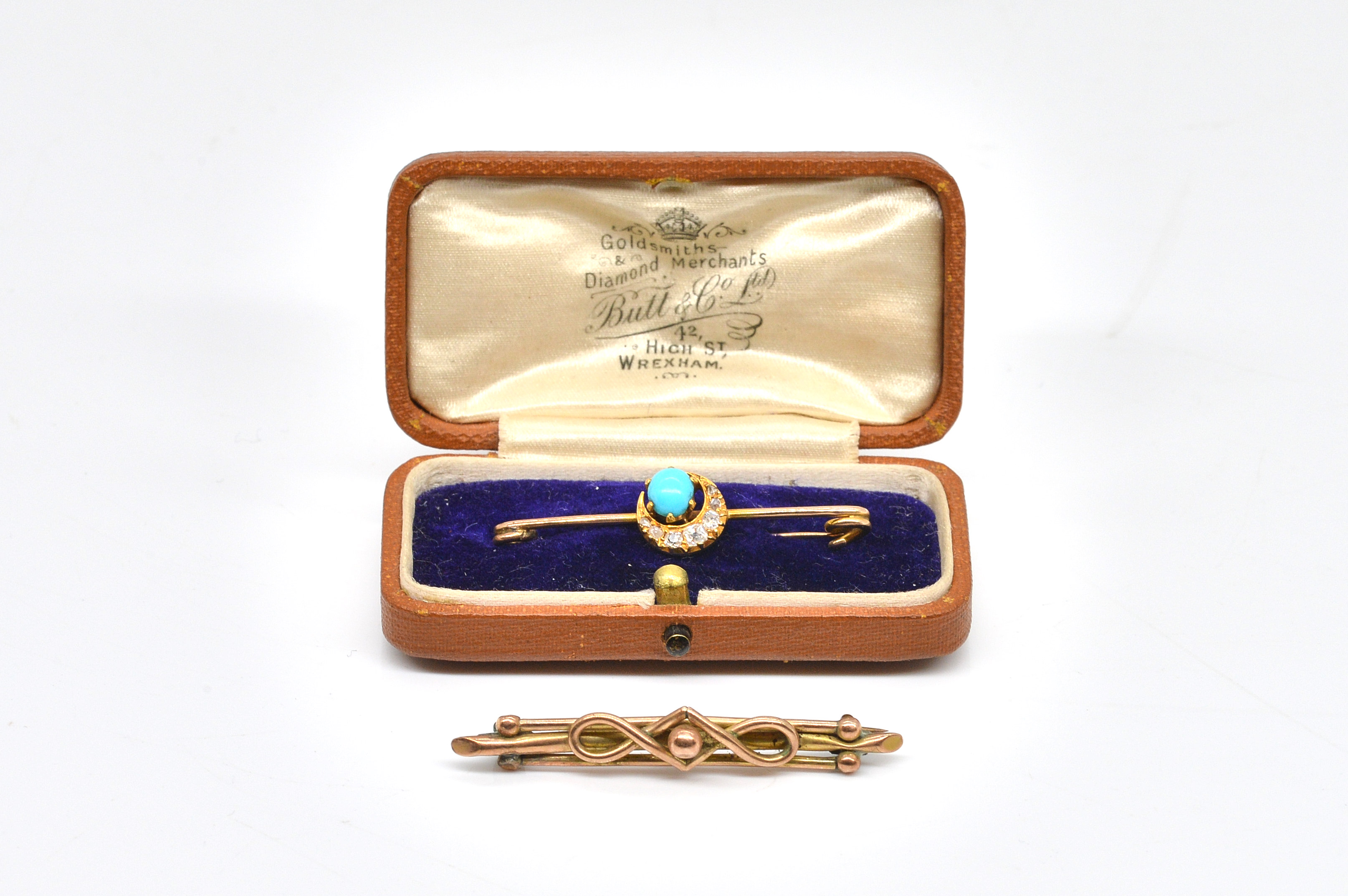 A GOLD TURQUOISE AND DIAMOND BROOCH 3ae692