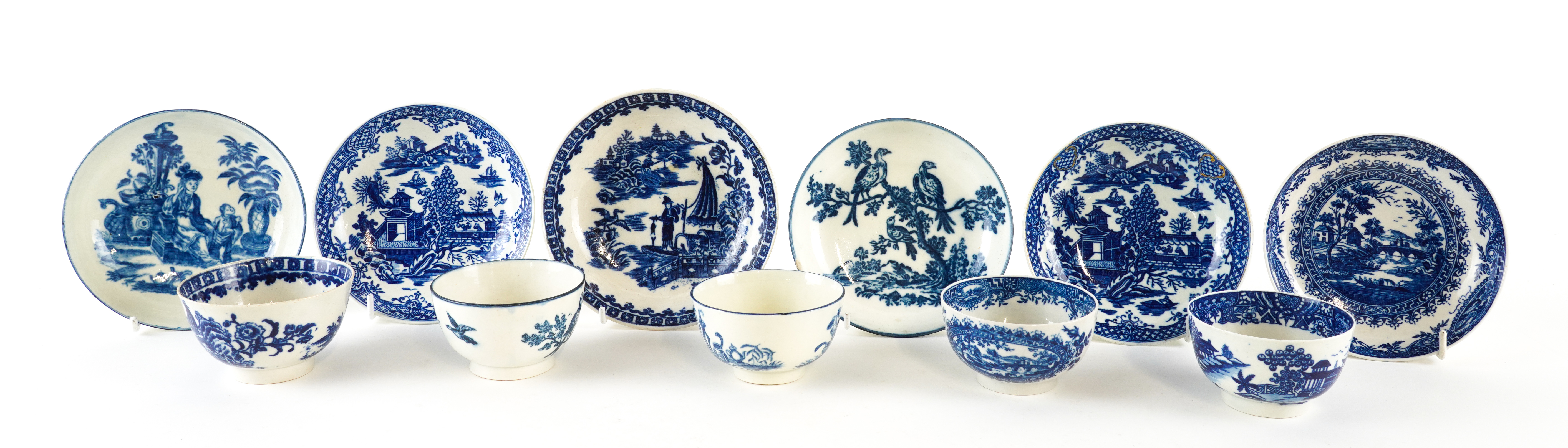 FOUR WORCESTER BLUE AND WHITE TEABOWLS