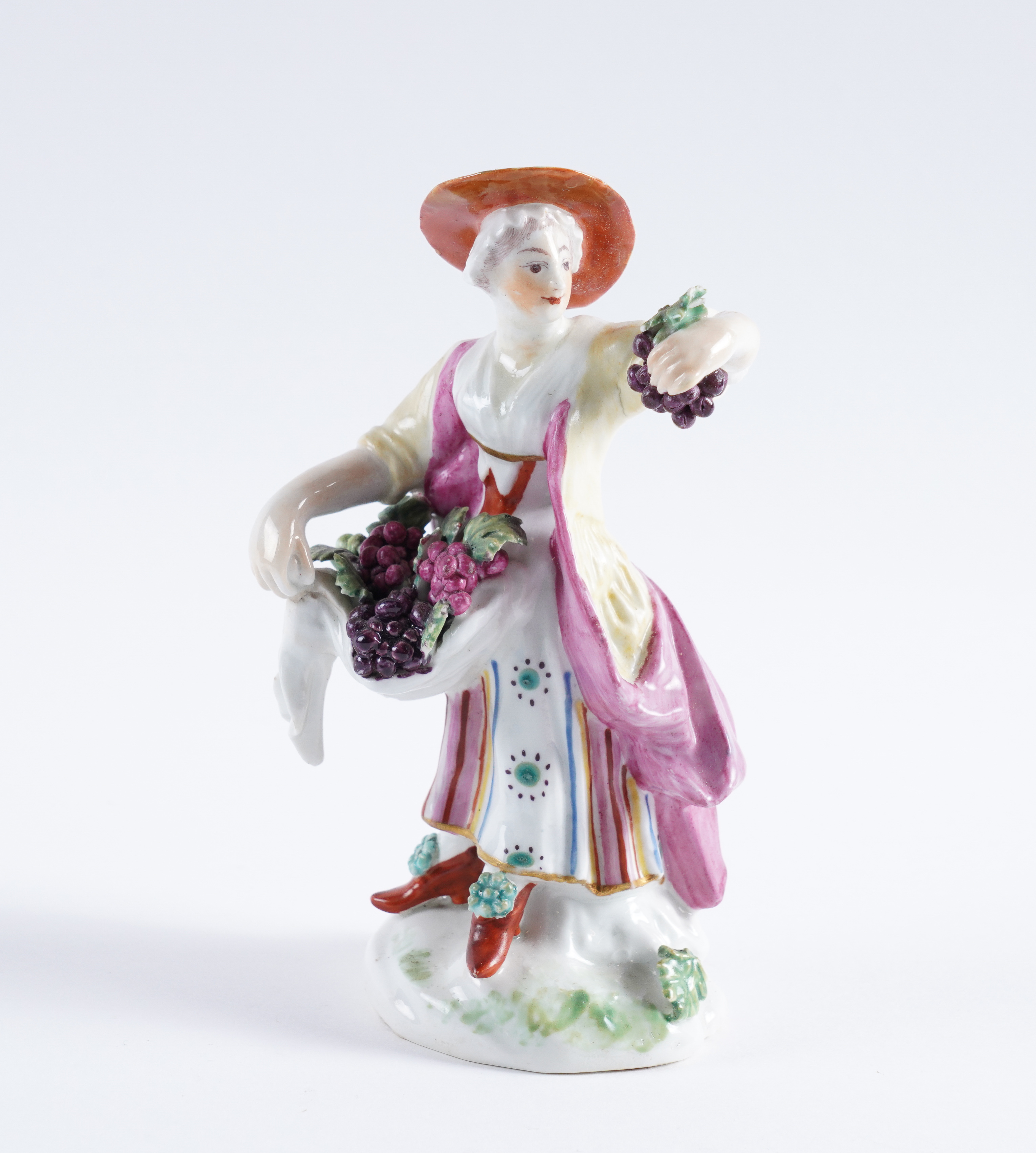 A DERBY FIGURE OF A WOMAN SELLING 3ae6b6