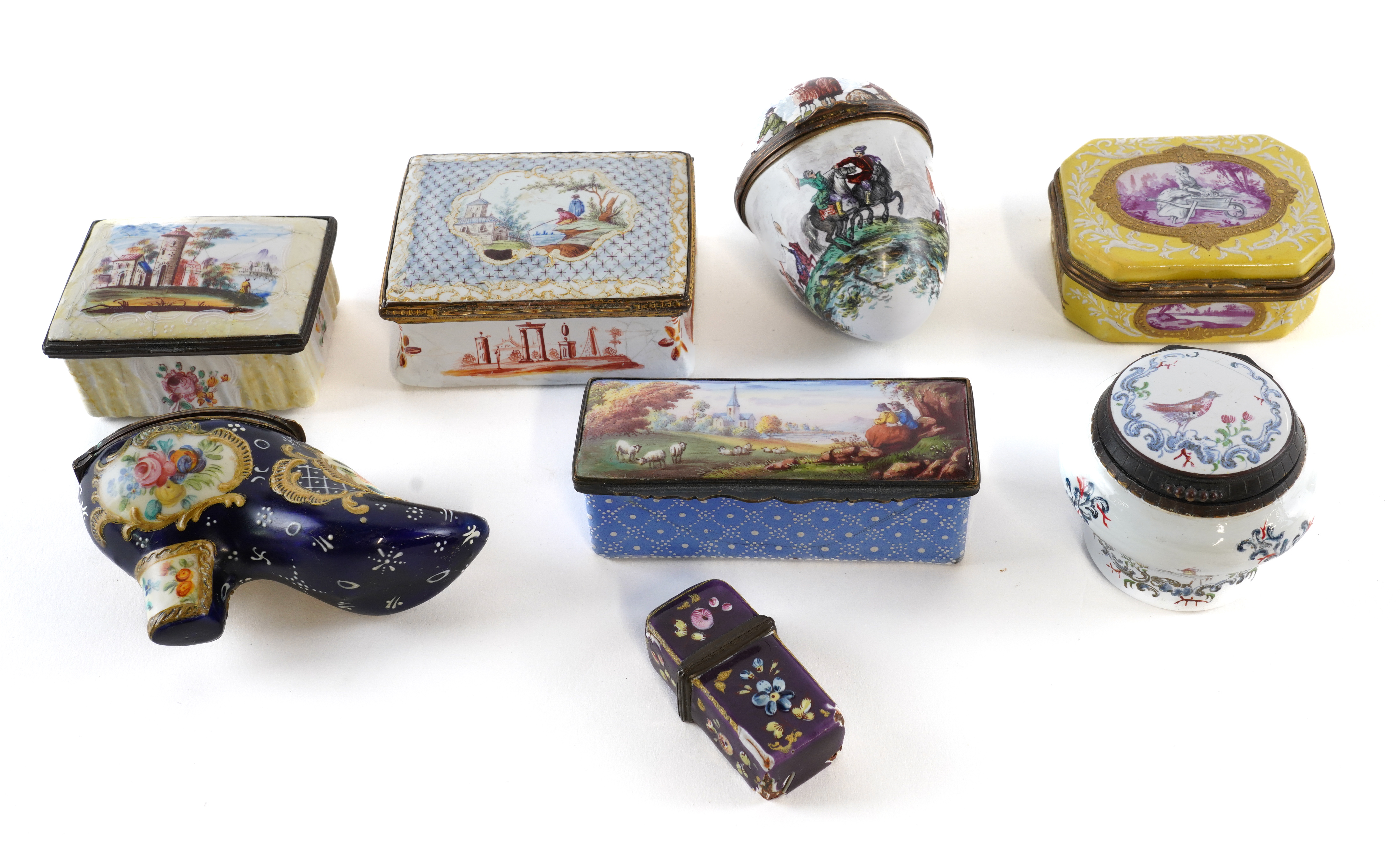 A GROUP OF SEVEN ENAMEL BOXES Late 3ae716