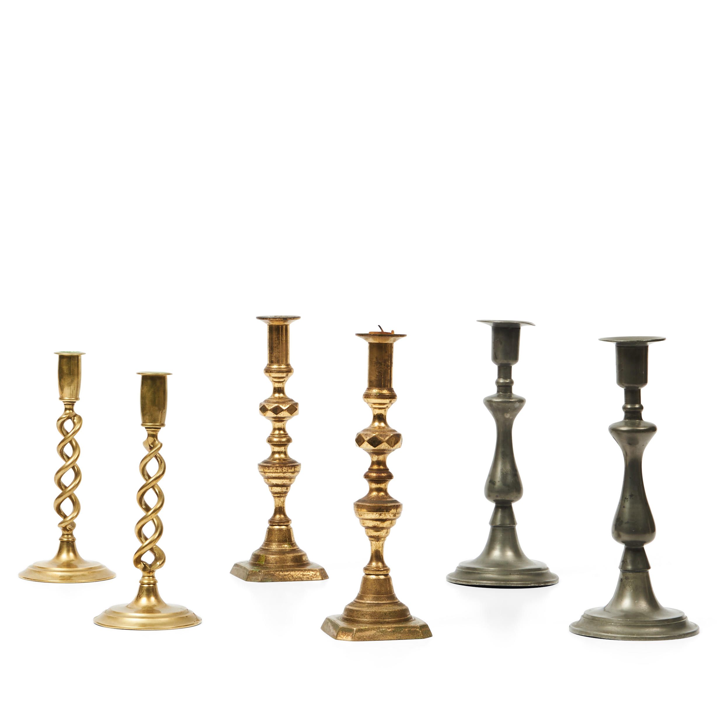 SIX BRASS AND PEWTER CANDLESTICKS 19th/20th
