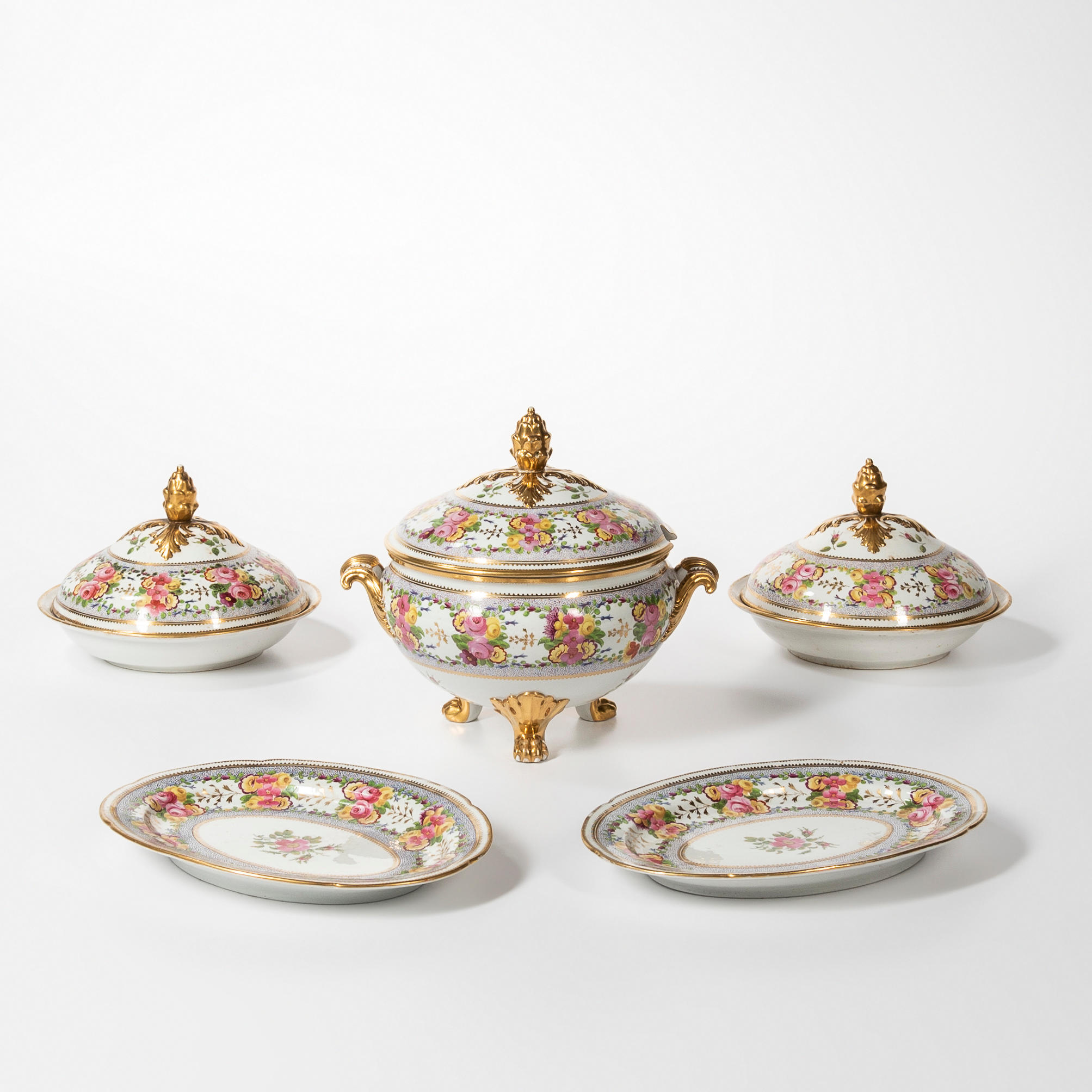 FIVE EUROPEAN PORCELAIN SERVING