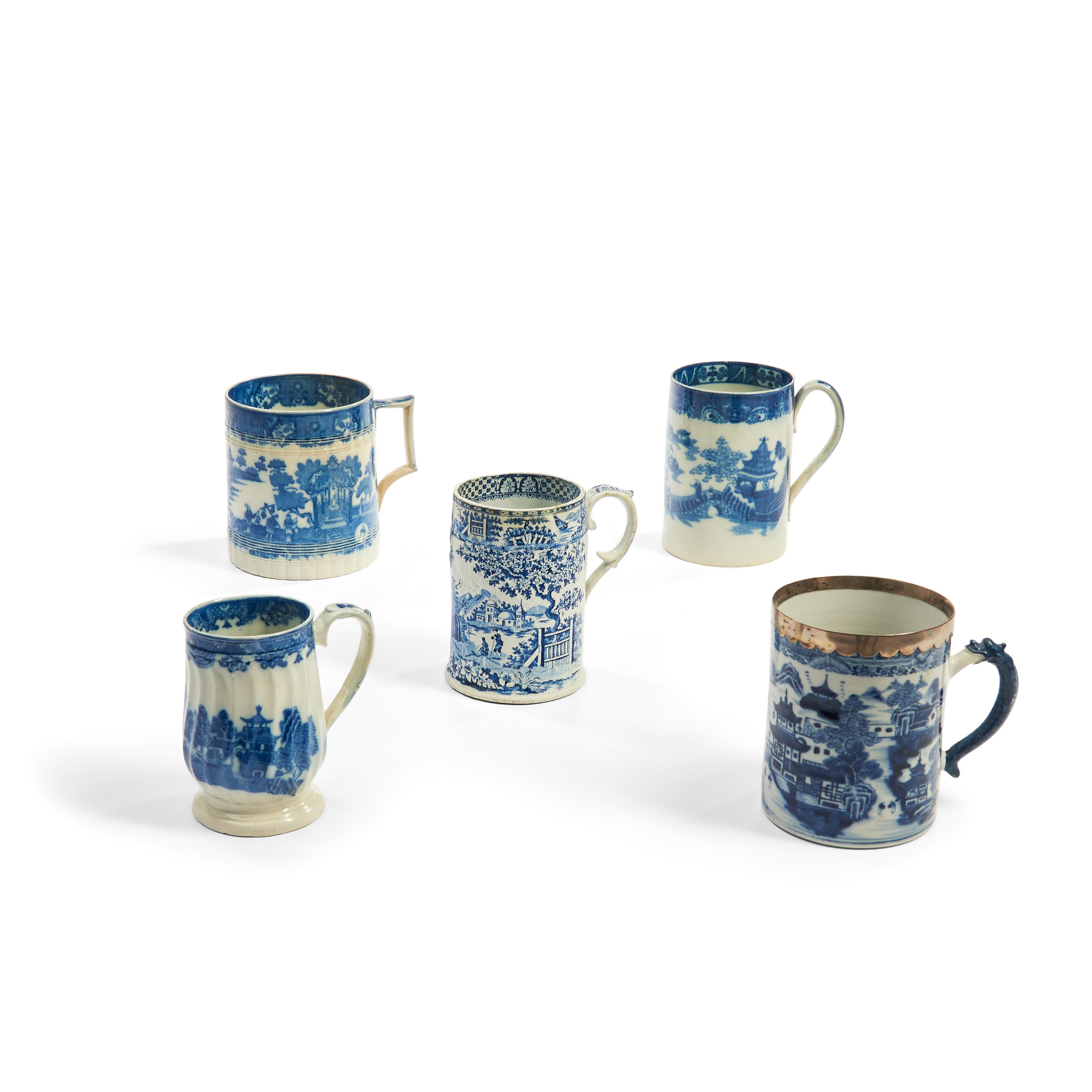 FIVE BLUE DECORATED MUGS LATE 3ae967