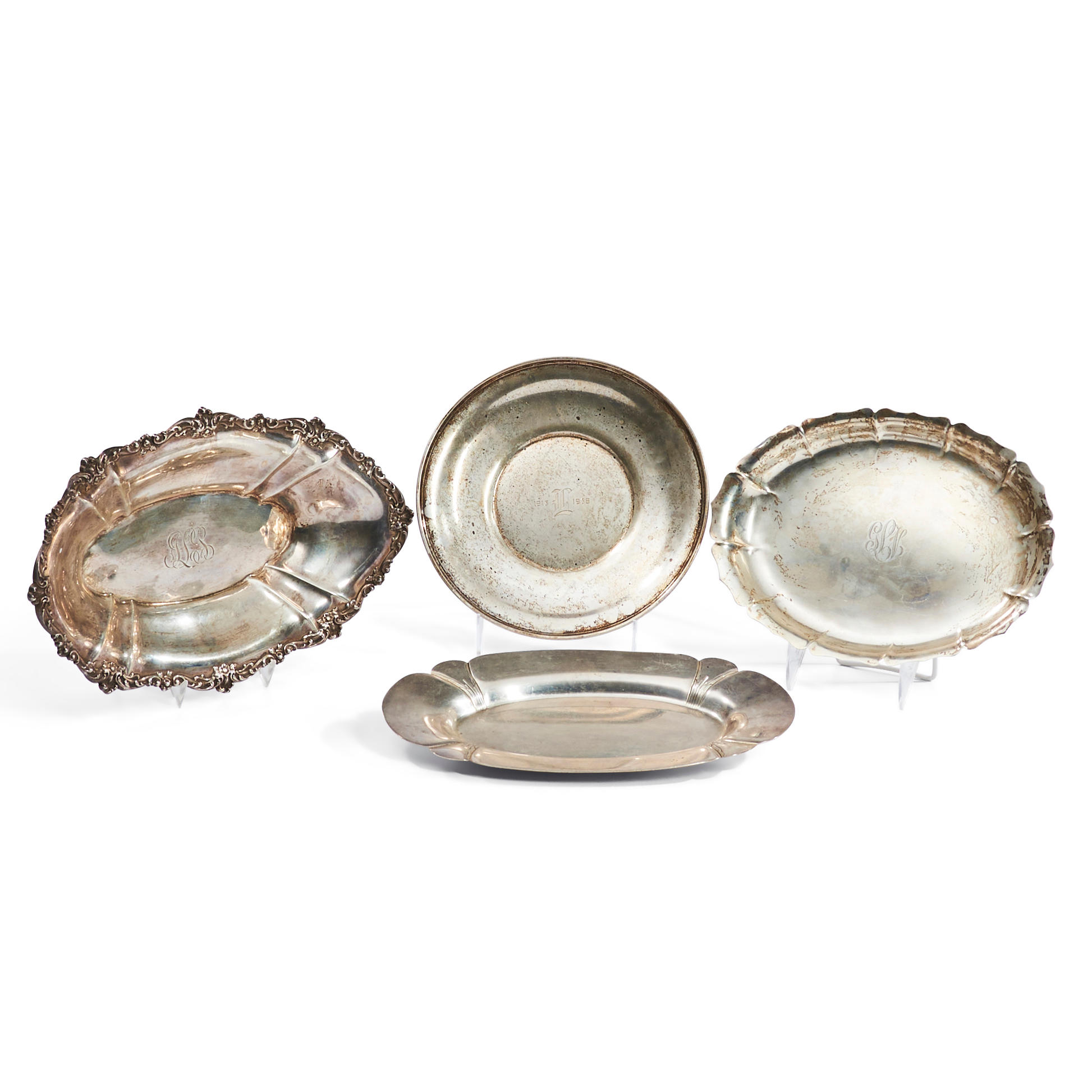 FOUR AMERICAN STERLING SILVER TRAYS,