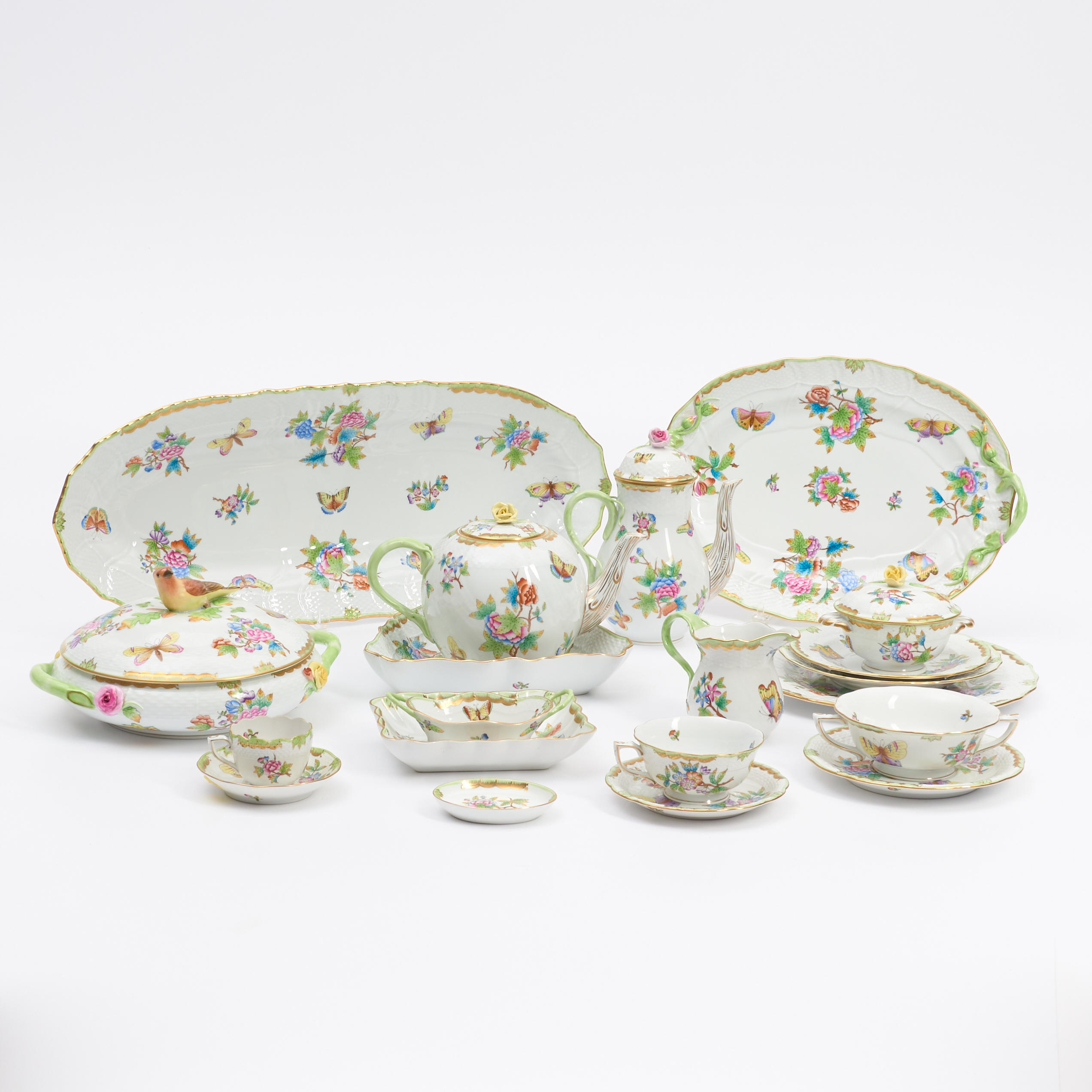 HEREND QUEEN VICTORIA PATTERN PORCELAIN 3aea8d