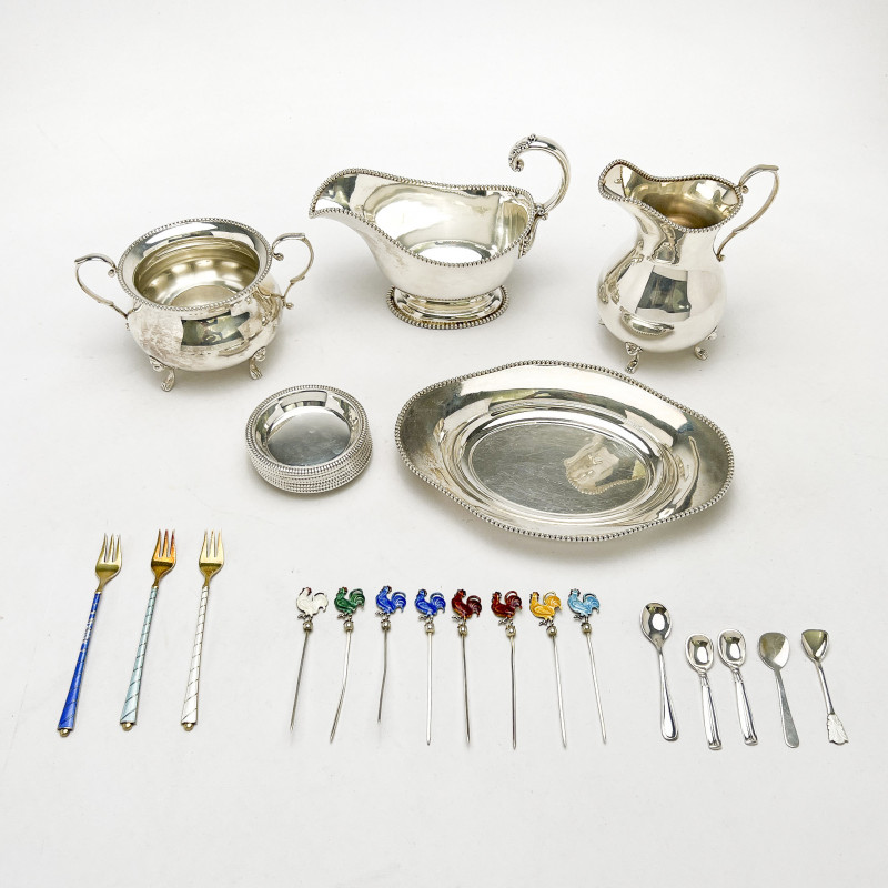 STERLING SERVING WARE, GROUP OF