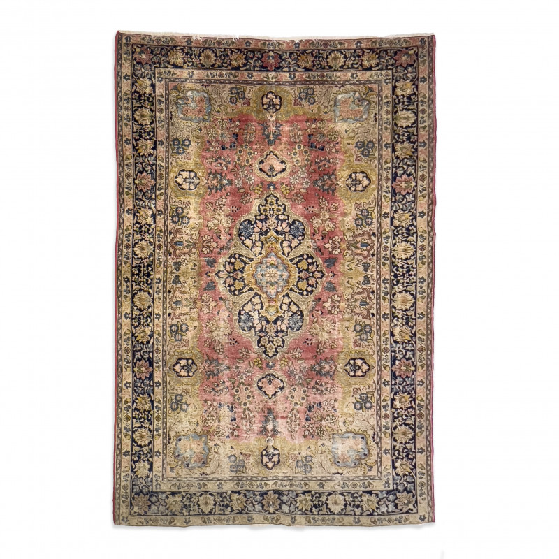 KIRMAN HANDMADE CARPET