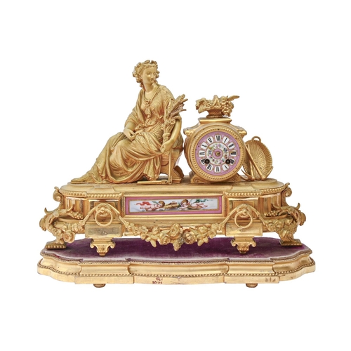 A French giltmetal mantel clock  3af373