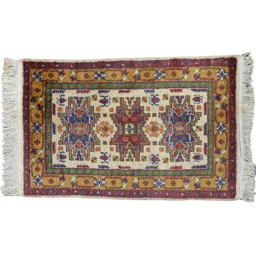 A Turkish Cicim rug 84cm x 59cm 3af40a