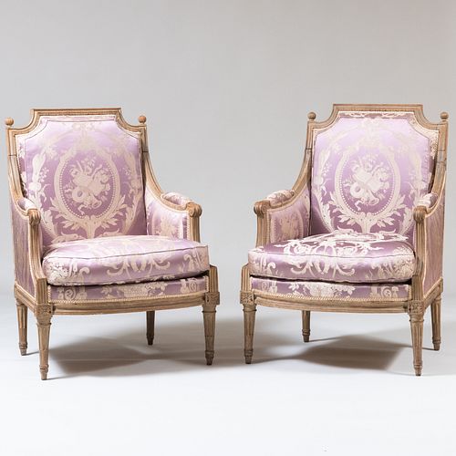 PAIR OF LOUIS XVI CARVED AND PAINTED 3b1ed5