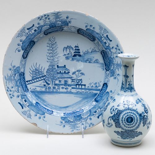 DUTCH DELFT BLUE AND WHITE CHARGER 3b1f04