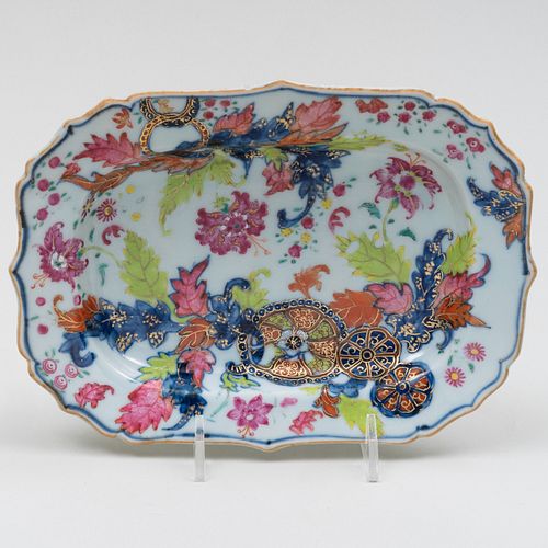 SMALL CHINESE EXPORT PORCELAIN