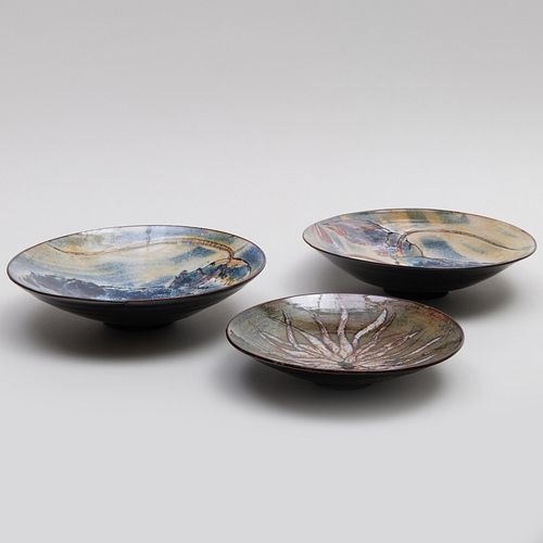 GROUP OF THREE ART POTTERY DISHESIncised