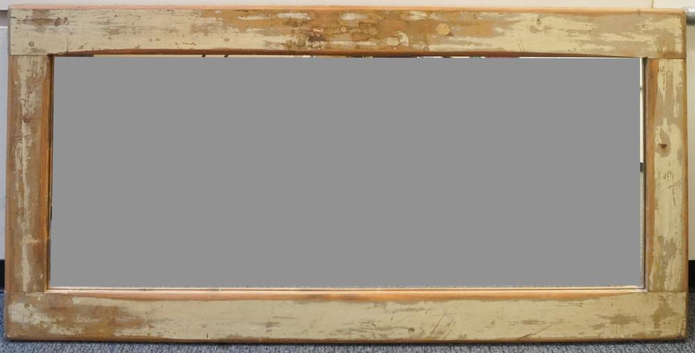 DISTRESS PAINTED WOOD RECTANGULAR