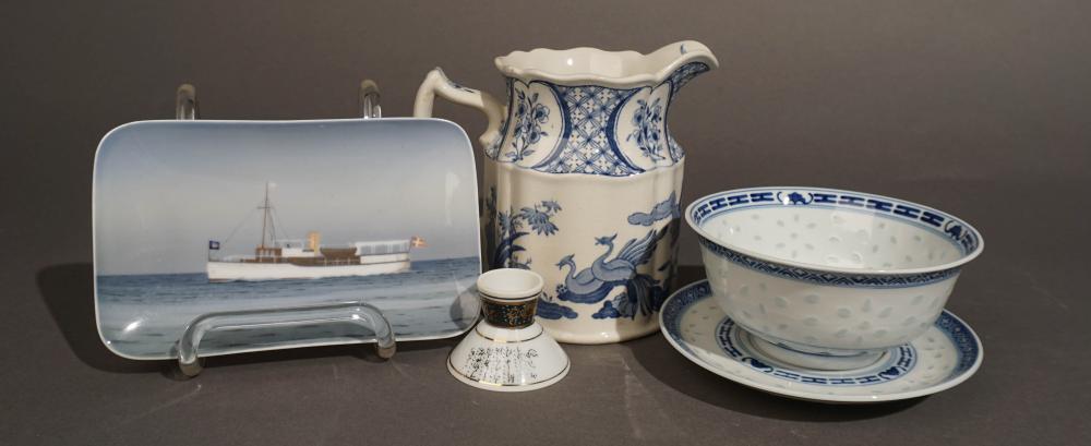 COLLECTION OF ASSORTED PORCELAIN 3b22e1