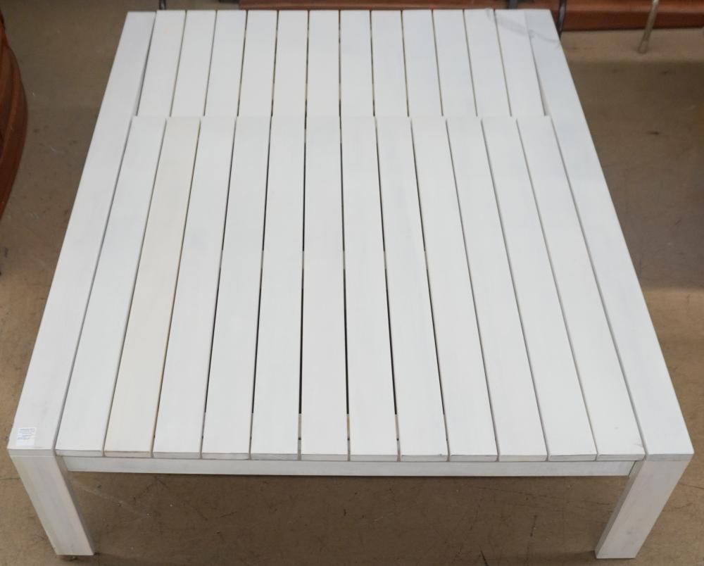 WEST ELM WHITE PAINTED WOOD CHAISE 3b235c