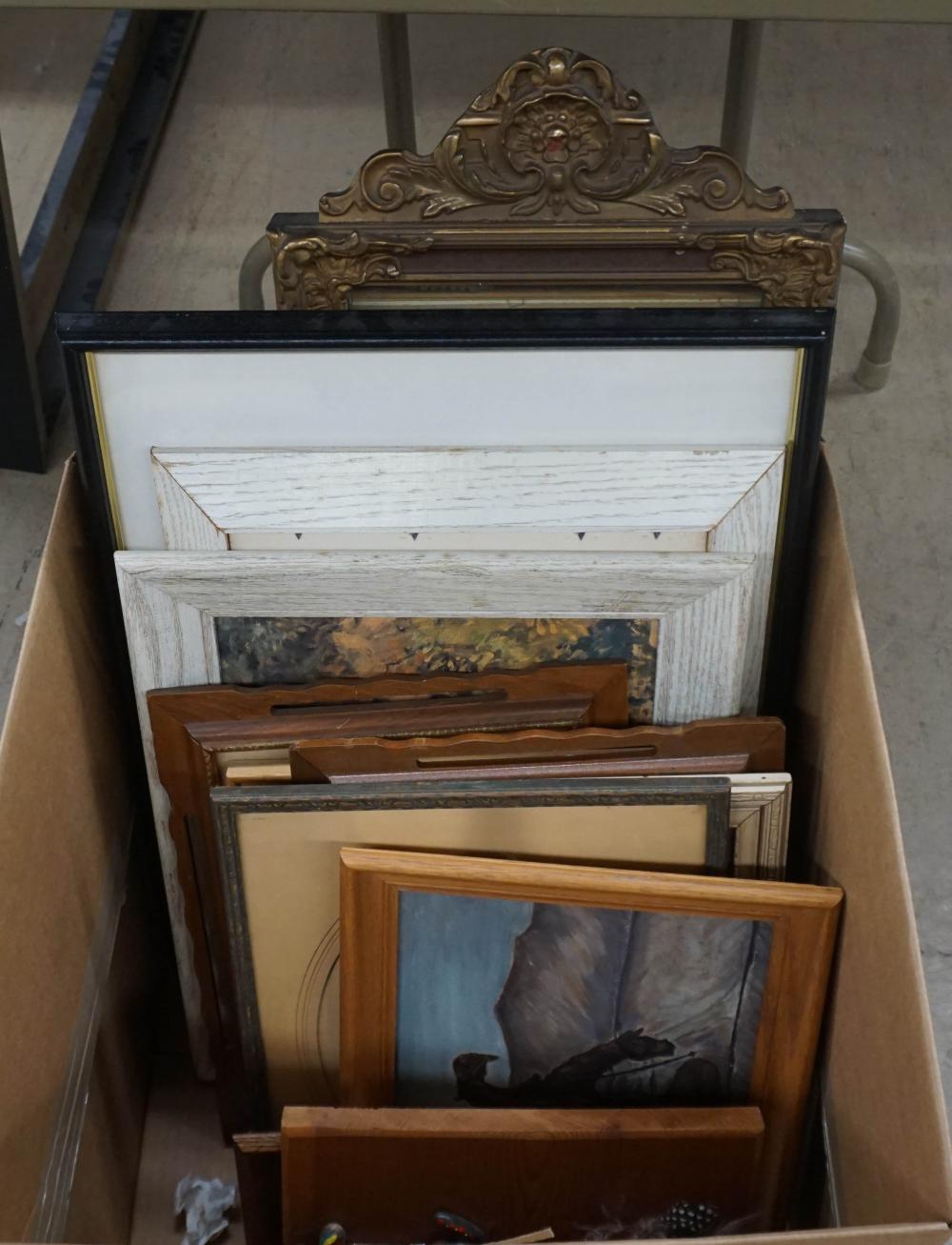 GROUP OF FRAMED OFFSET PRINTS AND WORKS