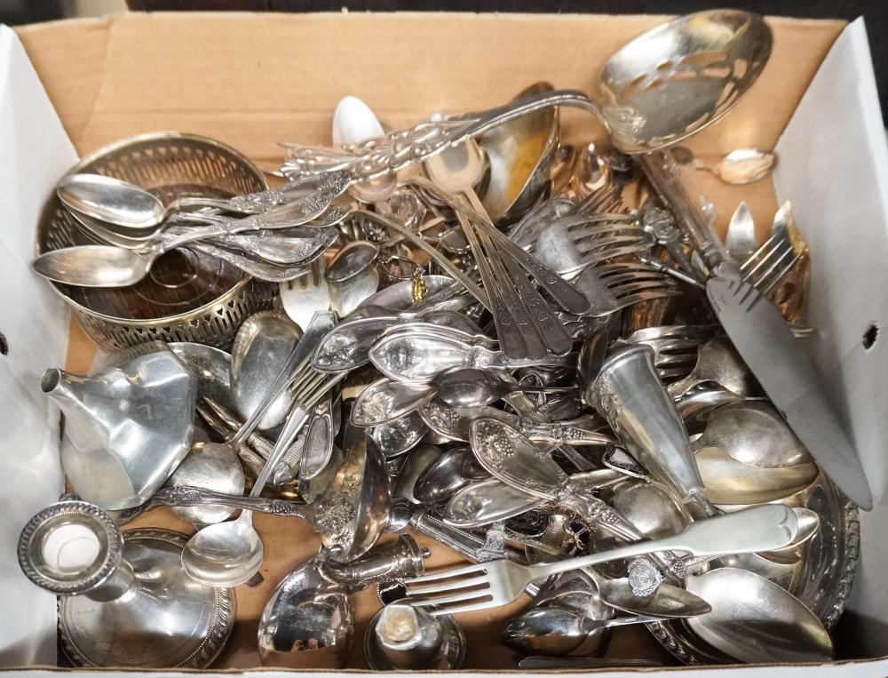 COLLECTION OF ASSORTED SILVER PLATE 3b23ed