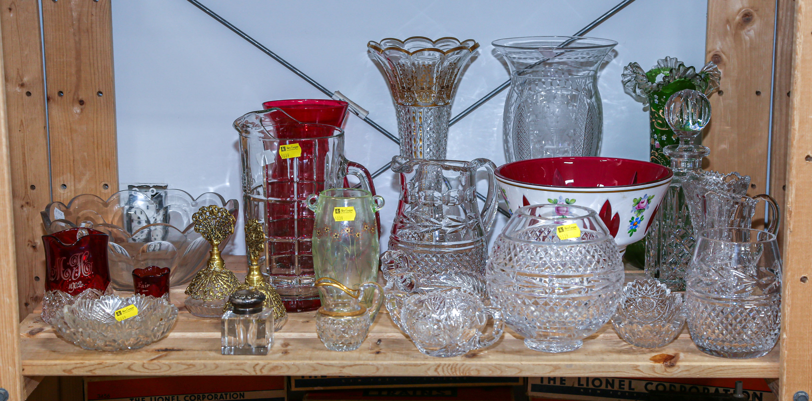 SELECTION OF CUT & PRESSED GLASSWARE