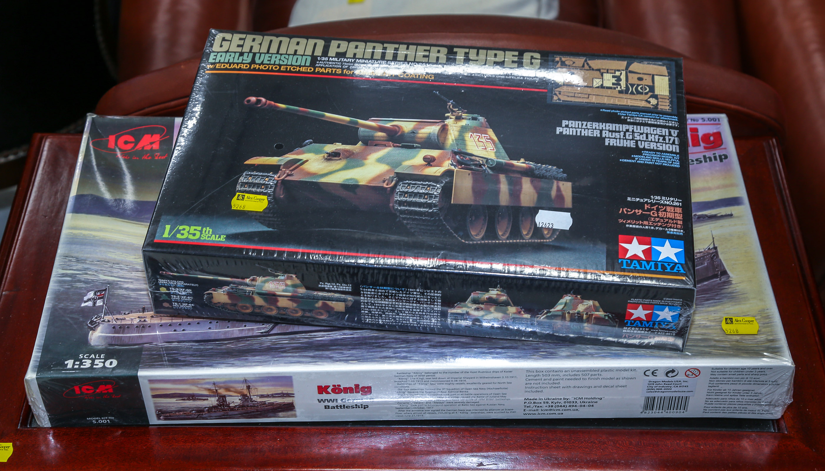 TWO UNOPENED MILITARY MODEL KITS 3b254a