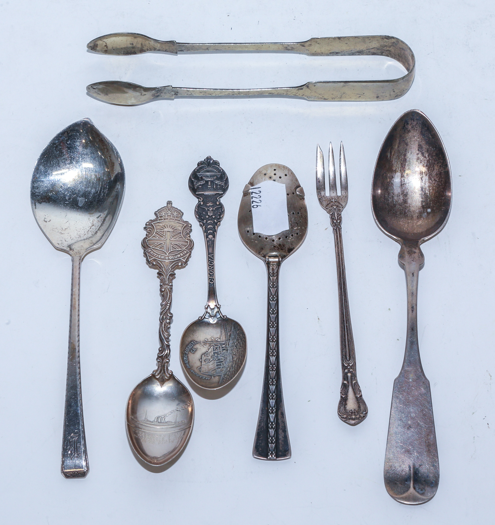 SELECTION OF SMALL SERVING PIECES