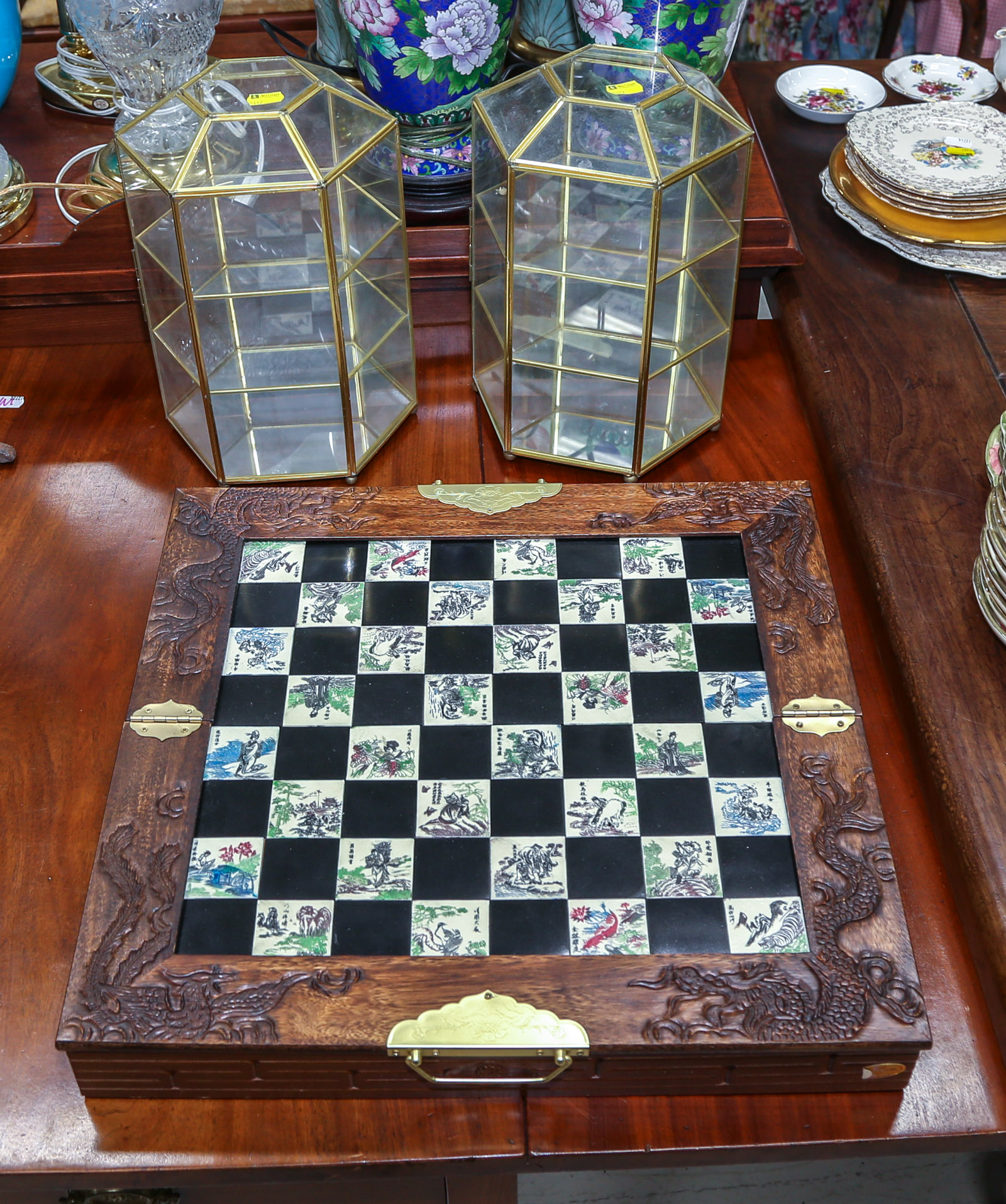 CHINESE CHESS SET; MINIATURE DISPLAY