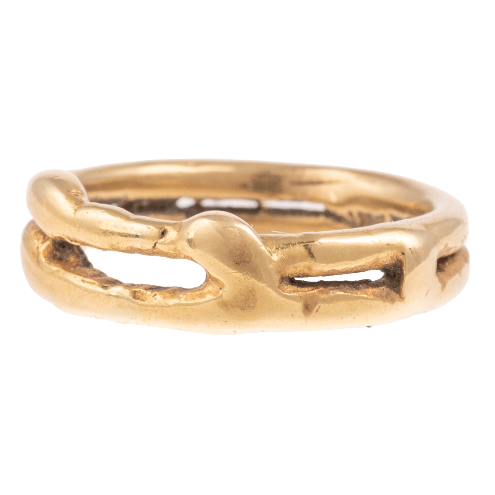 A FREE FORM GOLD BAND IN 18K 18K