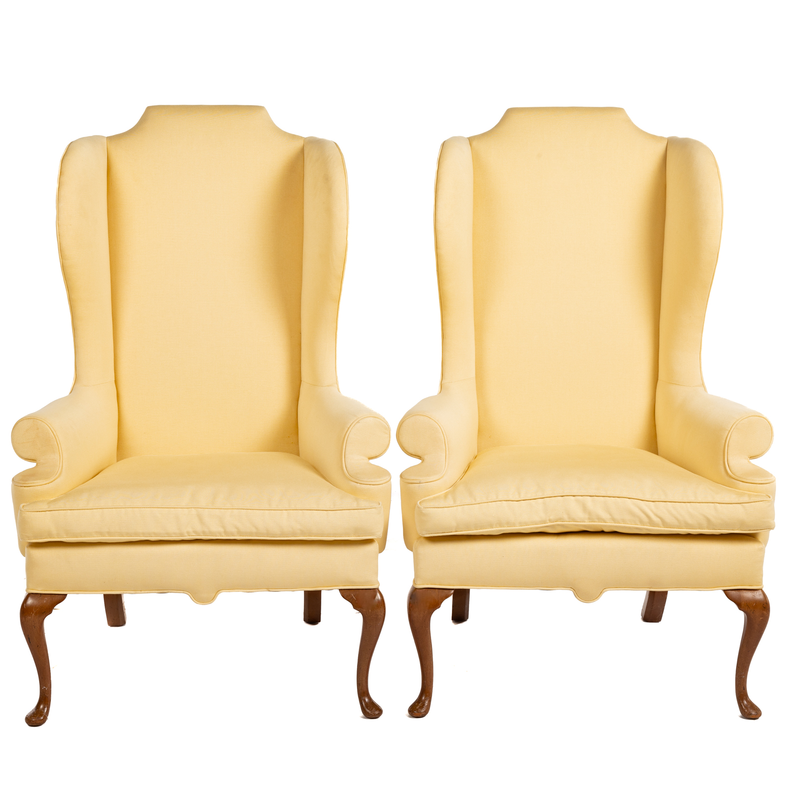 A PAIR OF GEORGIAN STYLE UPHOLSTERED