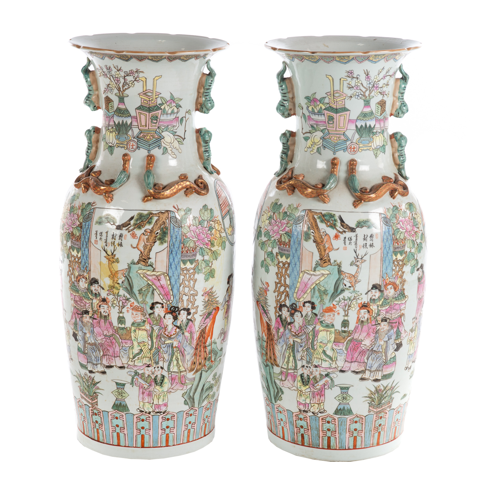 A PAIR OF FAMILLE ROSE PALACE VASES 3b2a39