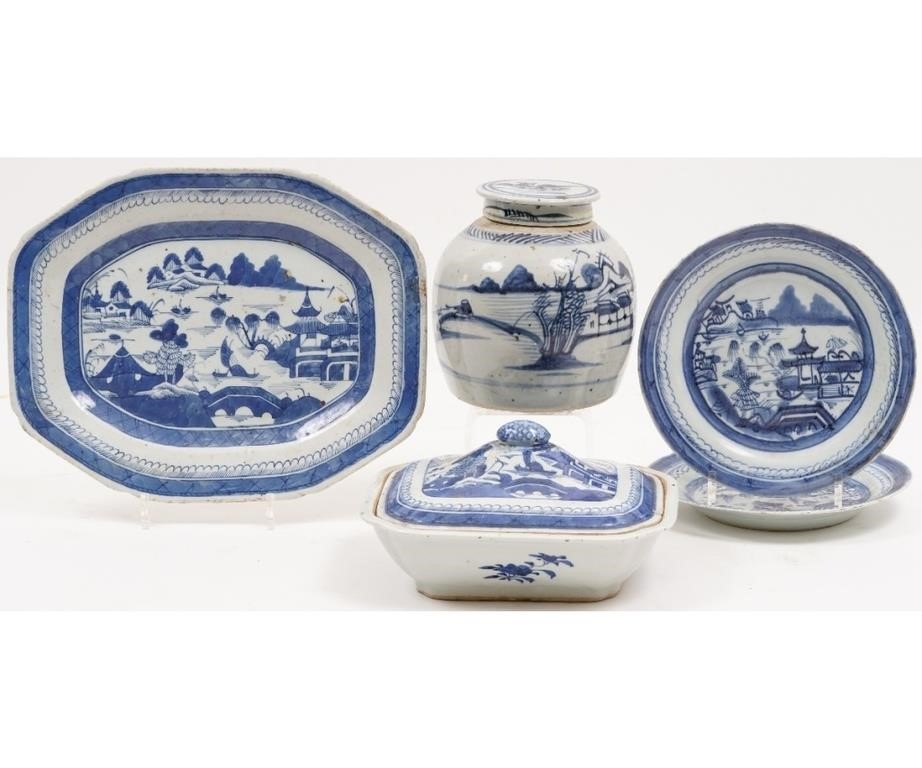 Chinese blue and white porcelain 3b2aa5