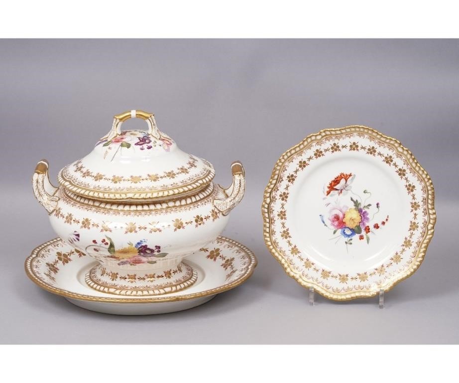 Spode covered soup tureen on stand