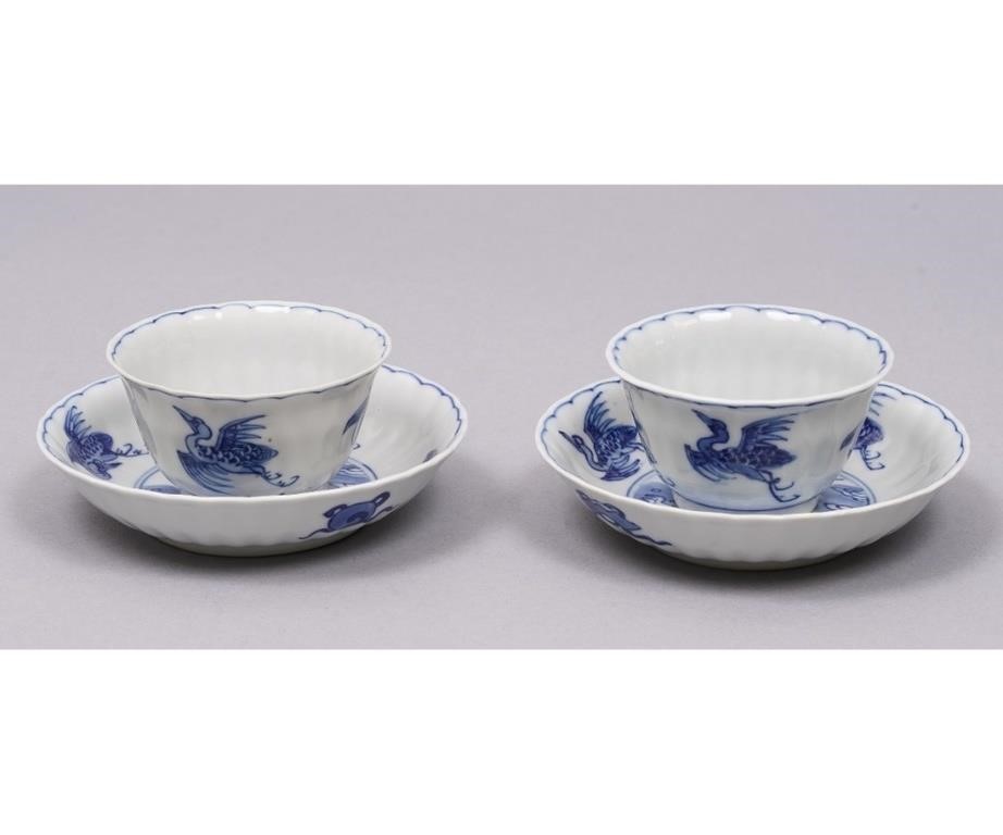Pair of Chinese blue and white handless