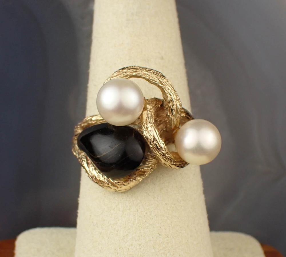 PEARL BLACK CORAL AND FOURTEEN 3b2c1e