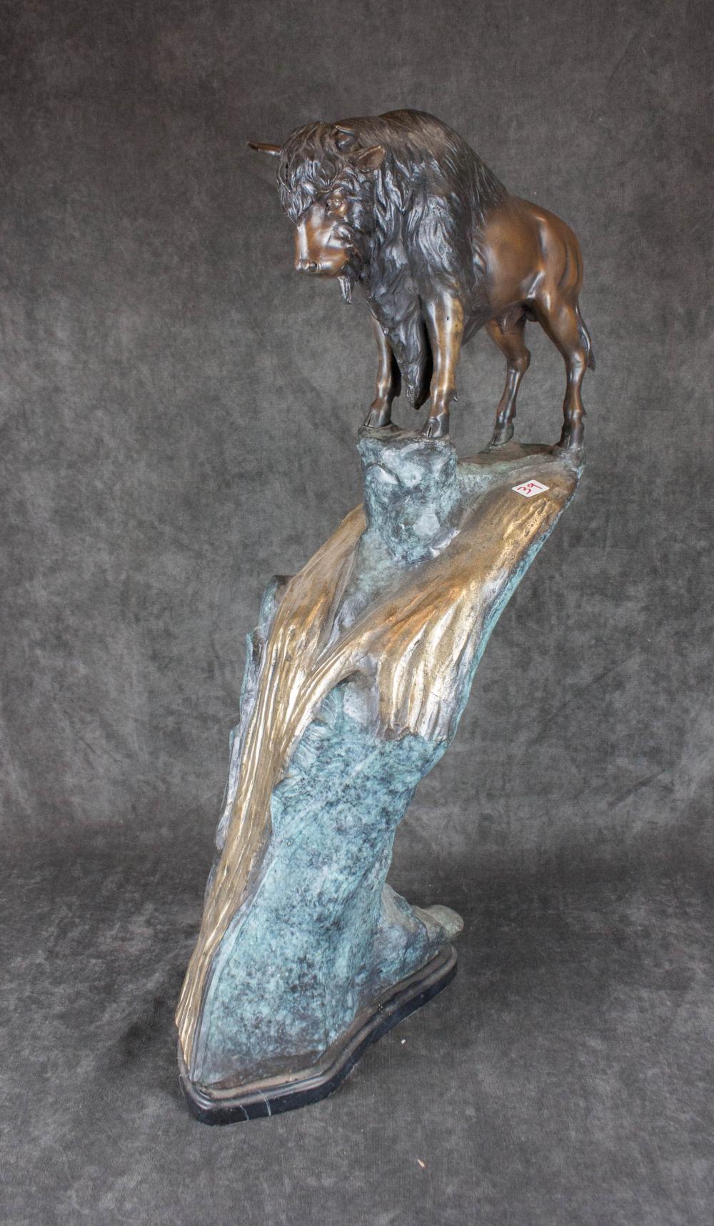 BRONZE SCULPTUREBRONZE SCULPTURE  3b2c18