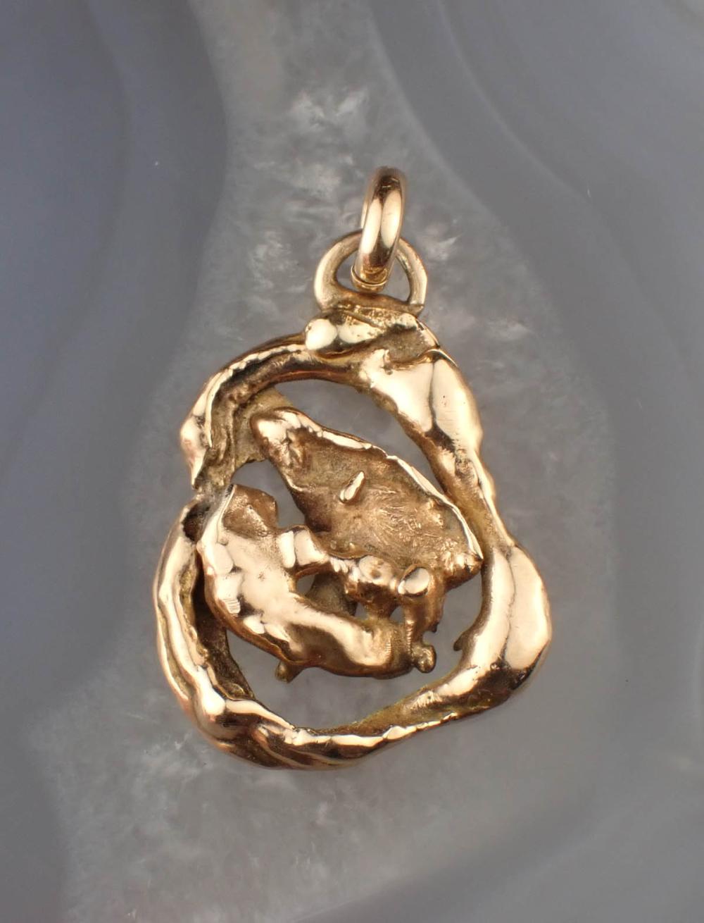 FOURTEEN KARAT YELLOW GOLD NUGGET 3b2c70