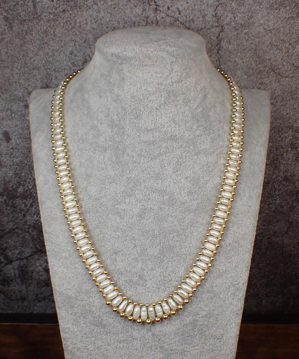 PEARL AND FOURTEEN KARAT GOLD NECKLACEPEARL 3b2cc0