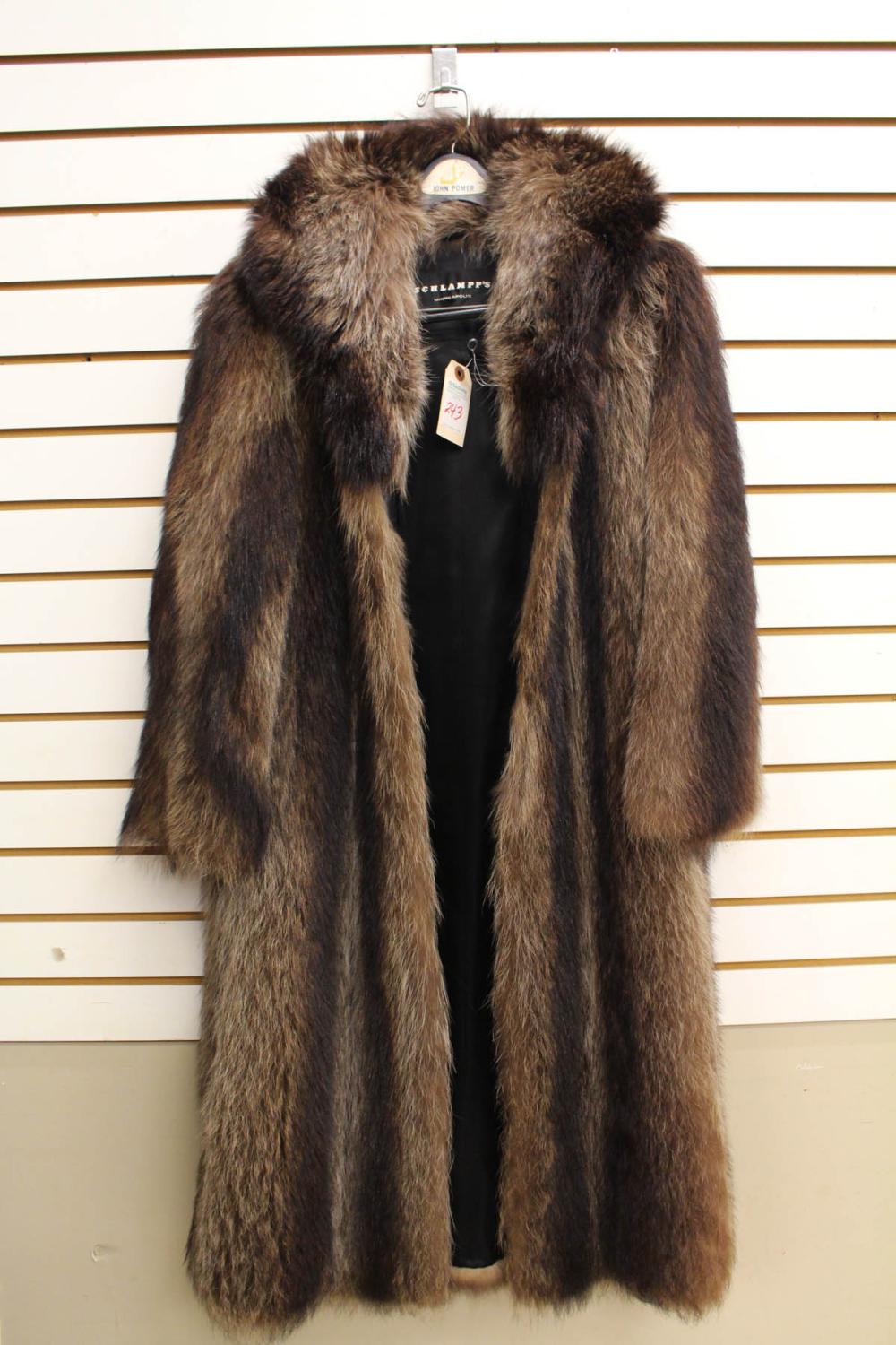 VINTAGE RACCOON FUR COATVINTAGE