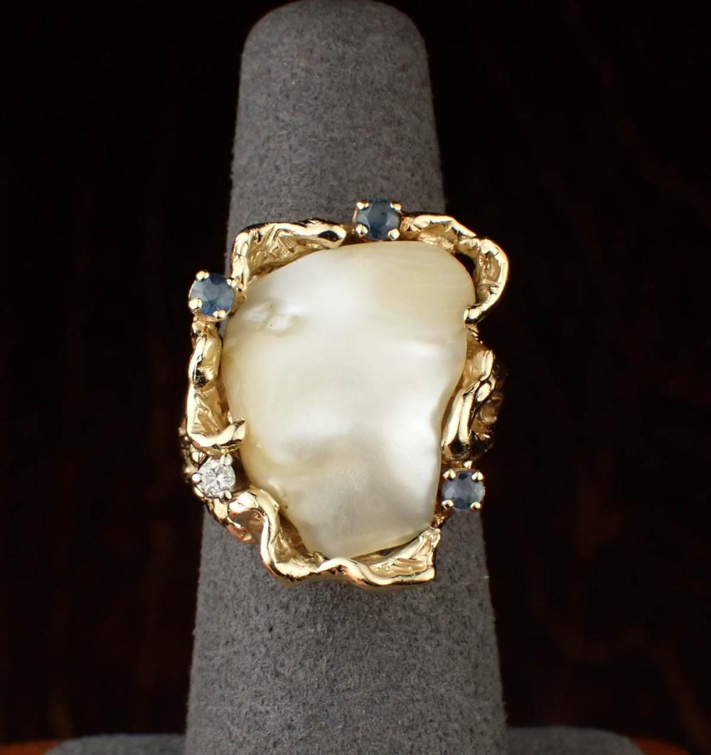 BAROQUE PEARL AND FOURTEEN KARAT