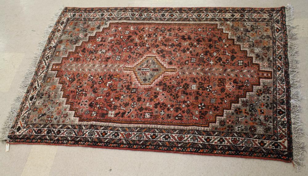 KURDISH SEMI ANTIQUE TRIBAL RUGKURDISH 3b2dfa